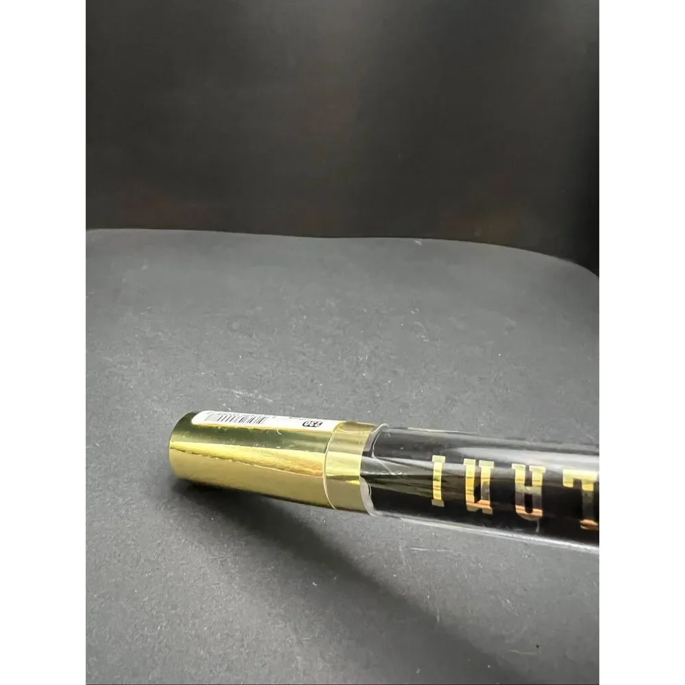 New Sealed Milani Stay Put Liquid Lip Longwear Lipstick Villain Era 230 Black